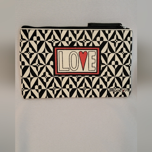 NWOT Brighton Black and White LOVE Cosmetic Bag - Picture 1 of 7